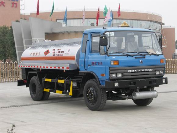 玉柴大力 210马力 4×2 化工液体运输车(DLQ5150GHY3)