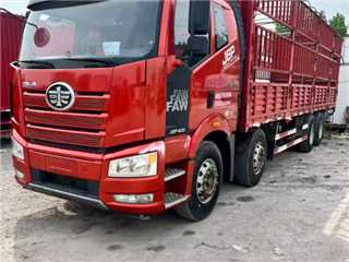 一汽解放 解放J6P 重型仓栏式货车