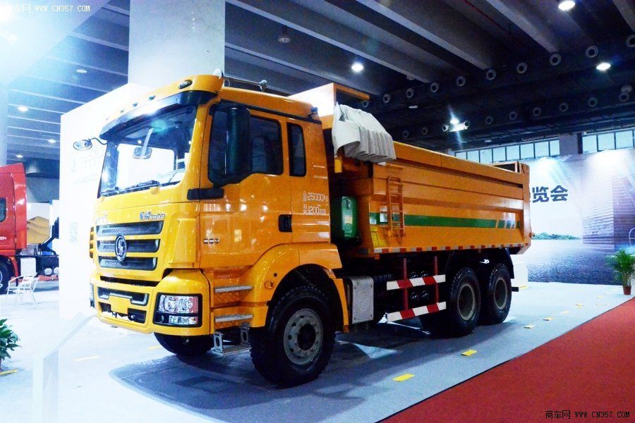 陕汽 德龙M3000重卡 290马力 6×4 渣土车(SX3256MM354)