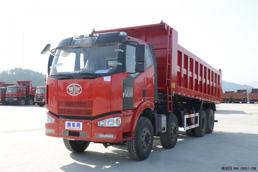 解放 J6P重卡 280马力 8×4 自卸车(CA3310P63K2L3T4E)