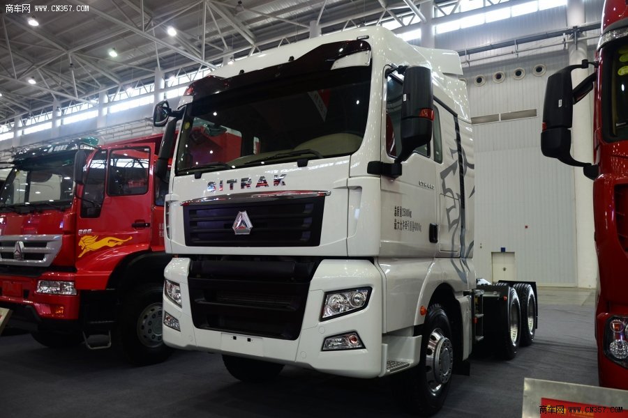 中国重汽 SITRAK-C7H重卡 440马力 6×4 牵引车(ZZ4256V324HD1B)