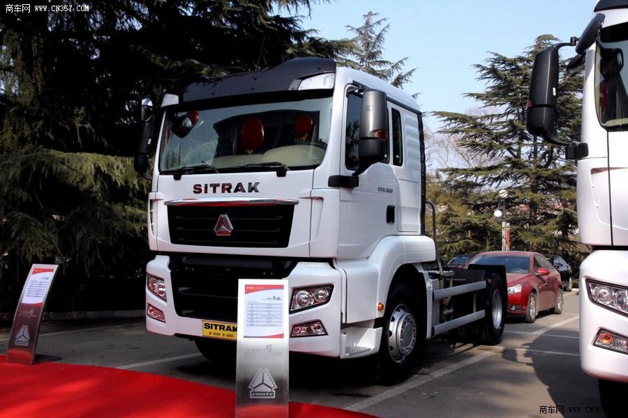 中国重汽 SITRAK-C7H重卡 320马力 4×2 牵引车(ZZ4186N361MD1B)