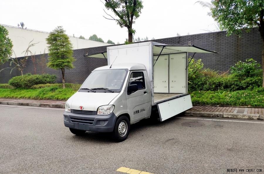 延龙汽车 延龙 68马力 纯电动 厢式 单排 翼开启厢式车(LZL5030XYKBEV)