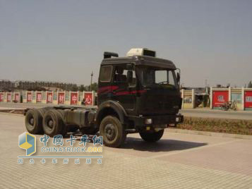 北奔 ND4251B34J 280马力 6×4 牵引车