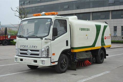 时代汽车 康瑞 QDT5072TSLA 4×2扫路车 白色款
