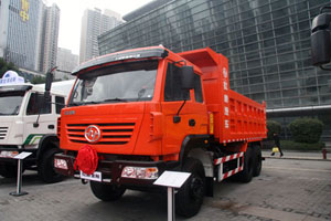 上汽依维柯红岩 金刚 6×4336马力国Ⅳ自卸车