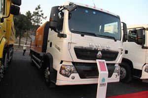 中国重汽 T5G 280马力 4X2 车载混凝土泵车