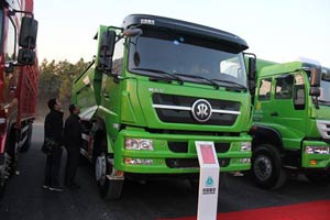中国重汽 斯太尔D7B 340马力 6X4新型渣土车