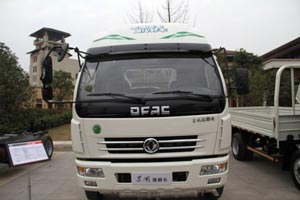 东风多利卡 朝柴142马力 4X2 国五 载货车