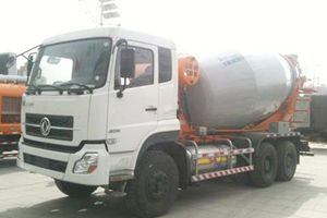 东风商用车 大力神 385马力 6×4 LNG重卡搅拌车（DFL5251GJBA5-T26N-000）