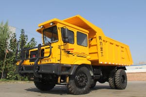同力重工 TL640 336马力 非公路宽体自卸车