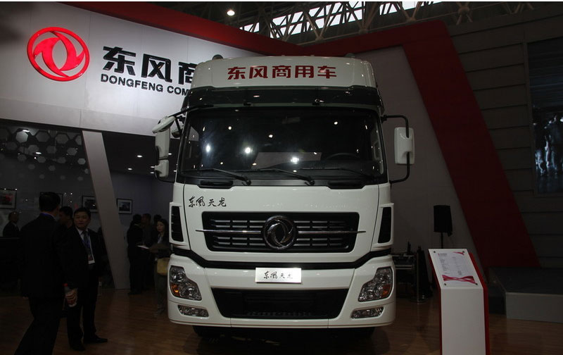 东风商用车 天龙重卡 385马力 4X2牵引车(DFL4251A)