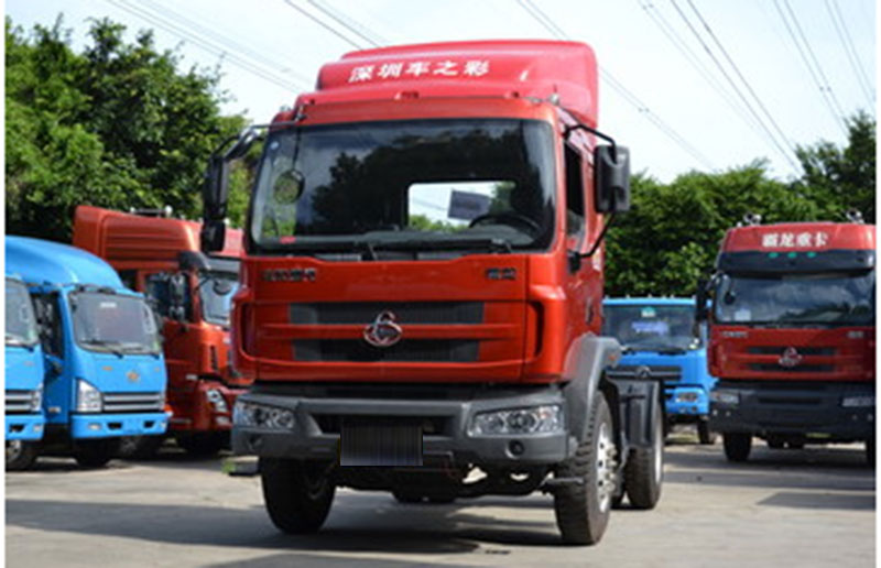 东风柳汽 乘龙M7重卡 潍柴 400马力 6X2 牵引车(LZ4241M5CA)