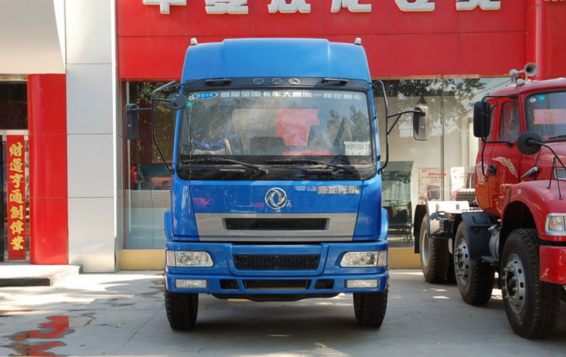 东风柳汽 乘龙中卡 310马力 6X2 牵引车(LZ4230QCA)