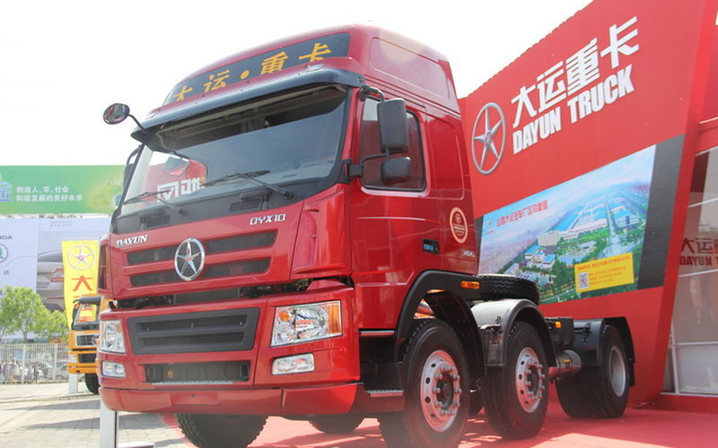 大运 N8C重卡 375马力 6X2牵引车(CGC4221PB25WPD3B)
