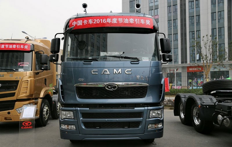 华菱 星凯马重卡 375马力 6X2 牵引车(HN4252A31B5M4)