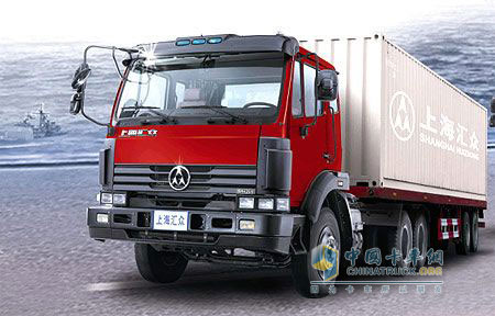 上海汇众 SH4251 6×4 牵引车