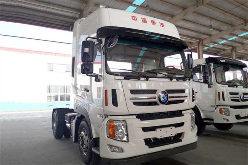 重汽王牌 W5B-H重卡 310马力 4X2 国五牵引车(CDW4180A1T5)