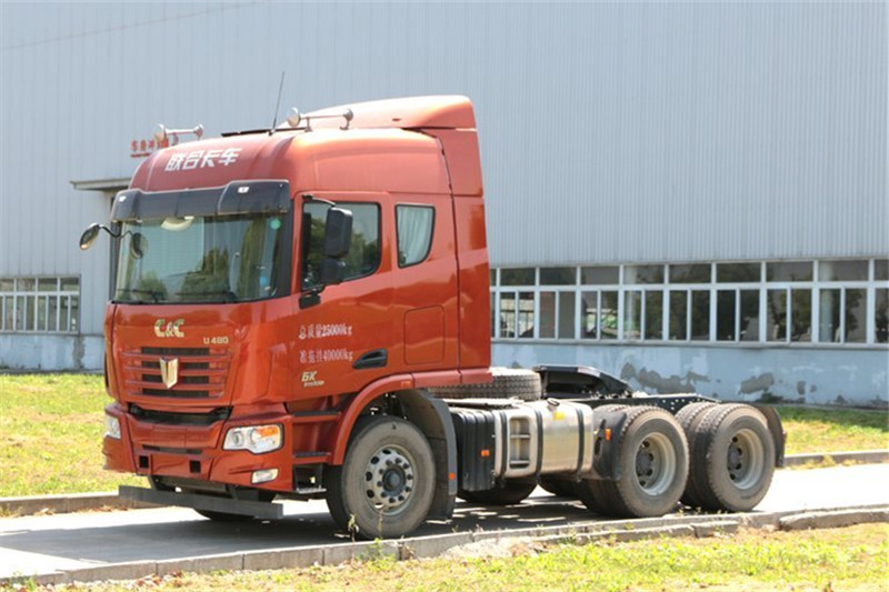 联合卡车 U550重卡 550马力 6X4 国五牵引车(汉德后桥)(QCC4252D654-1)