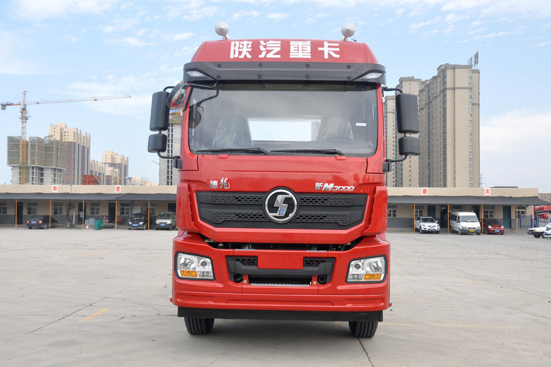 陕汽重卡 德龙新M3000 轻量化版 350马力 6X4 国五危化品牵引车(SX4250MB4W)