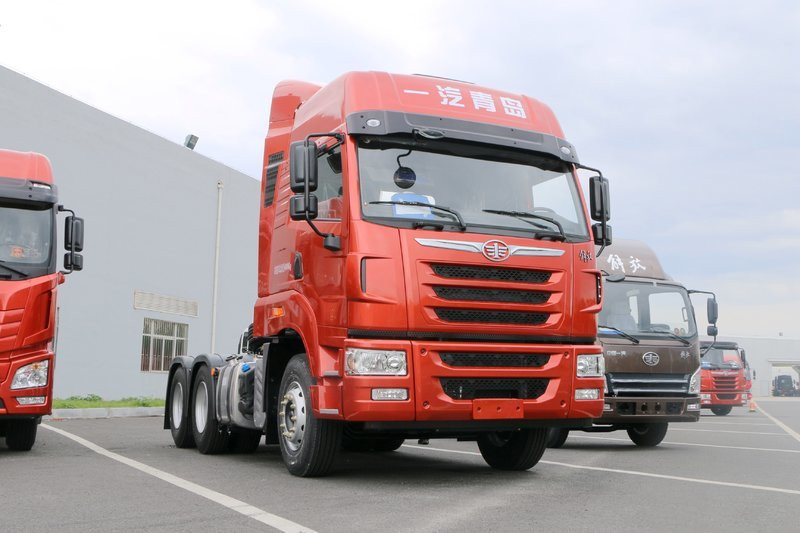 一汽解放青汽 天V重卡 500马力 6X4 国五牵引车(CA4257P2K15T1E5A80)