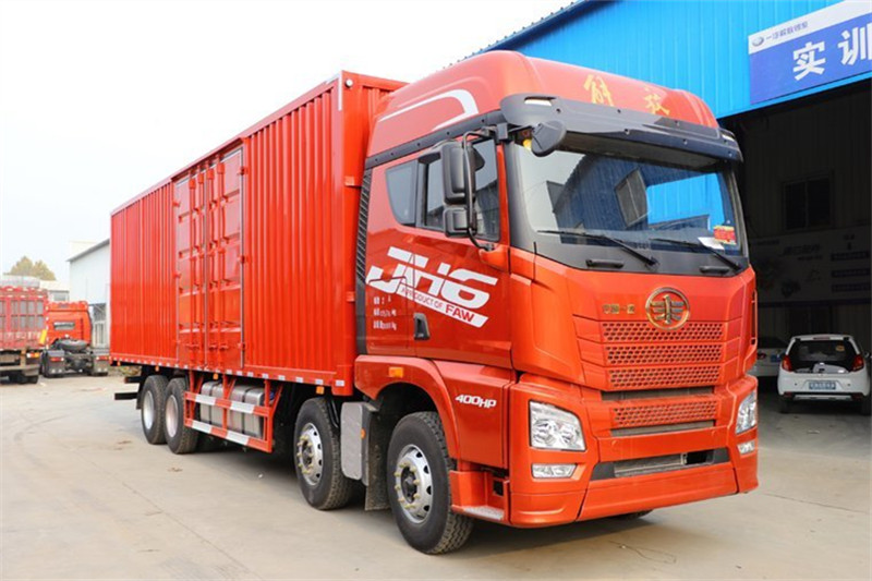 一汽解放青汽 JH6重卡 领航版 400马力 8X4 9.5米 国五厢式载货车(CA5310XXYP25K2L7T4E5A80)