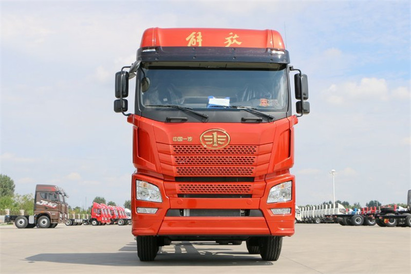 青岛解放 JH6重卡 460马力 8X4 9.5米 国五栏板载货车(CA1311P25K2L7T4E5A80)