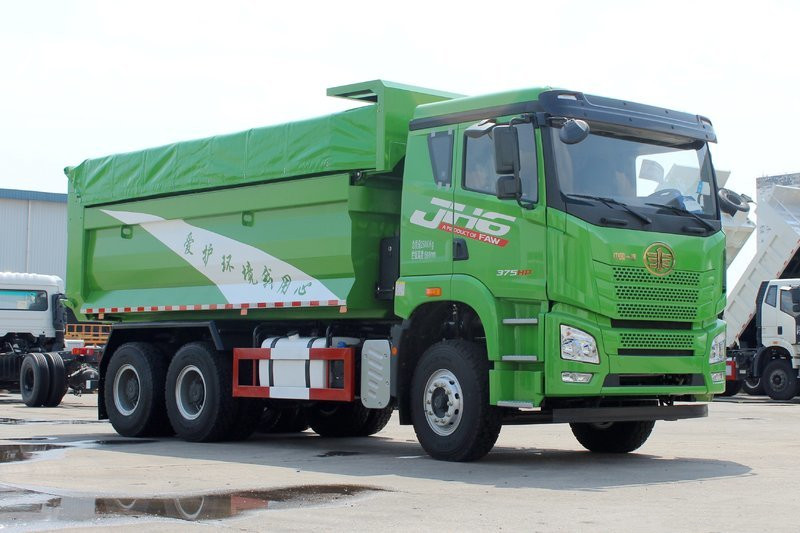 青岛解放 JH6重卡 375马力 6X4 5.6米 国五自卸车(CA3251P25K15L3T1E5A80)