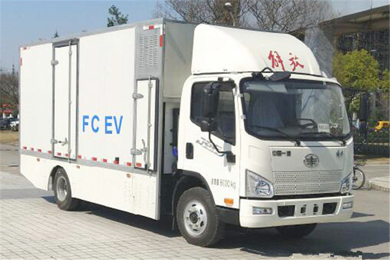 一汽解放 J6F 8T 4.51米单排燃料电池厢式运输车(CA5081XXYP40L3FCEVA84)