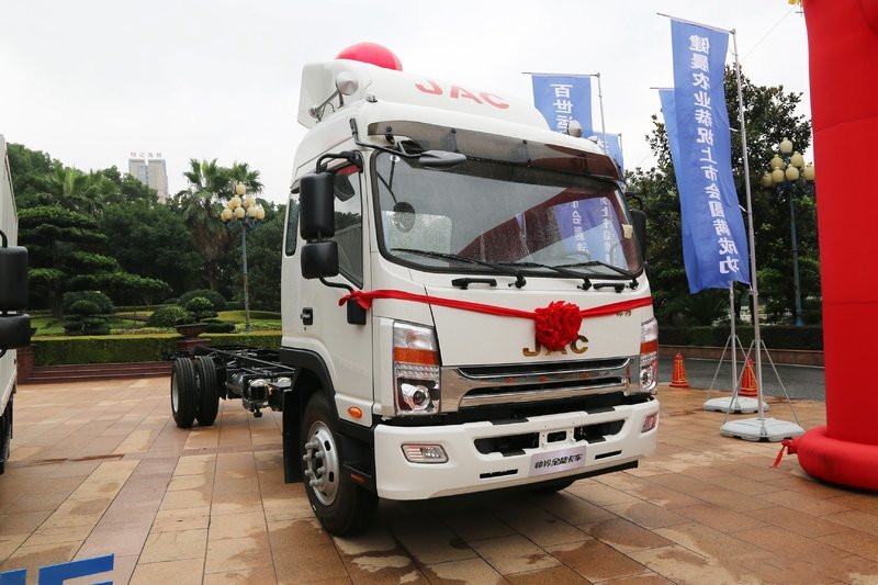 江淮 帅铃Q9 180马力 7.66米 国五厢式载货车(HFC5162XXYP70K1E3V)