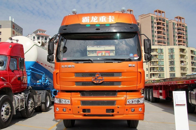 东风柳汽 乘龙M5重卡 400马力 6X2 牵引车(LZ4241M5CA)