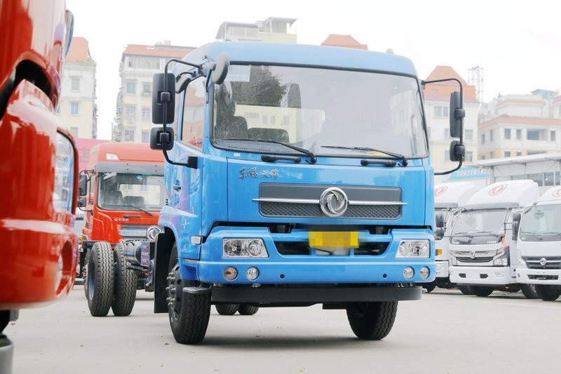 东风商用车 天锦VR中卡 2019款 180马力 4X2 7.5米 国五厢式载货车(DFL5140XXYB5)