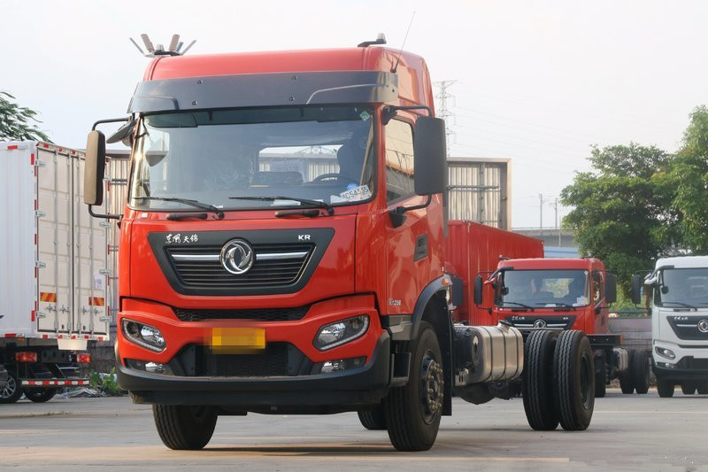 东风商用车 天锦KR 230马力 4X2 6.8米 国六栏板载货车(高顶)(DFH1180E7)