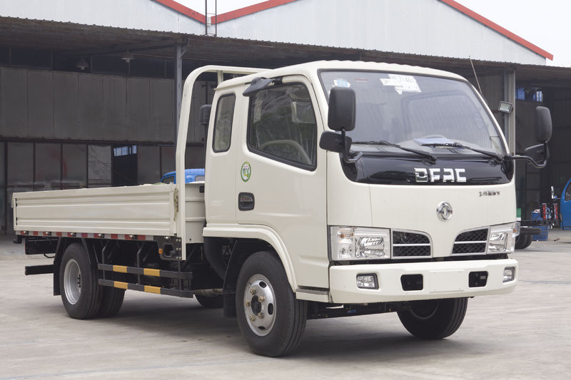 东风 福瑞卡F4 95马力 3.4米 国五 排半栏板轻卡载货车(常柴)(EQ1041L3BDD)