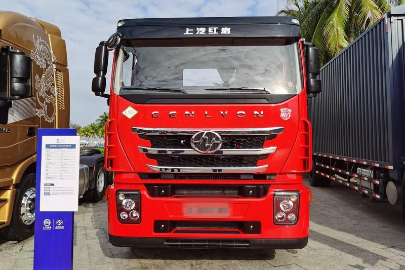 上汽红岩 杰狮C6重卡 380马力 4X2LNG 国五 牵引车(CQ4187HD10381T)