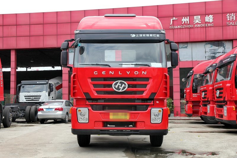 上汽红岩 杰狮M500重卡 290马力 4X2 国五 牵引车(CQ4186HMVG361)