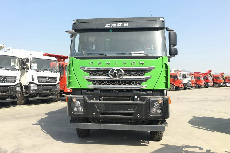 上汽红岩 杰狮C500重卡 350马力 8X4 7.6米 国五 自卸车(CQ3316HTVG396L)