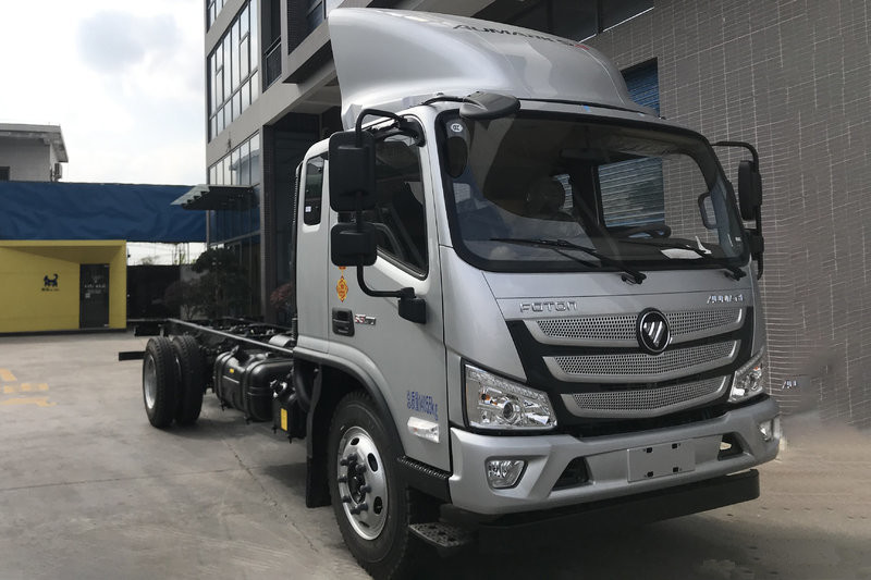 福田 欧马可S3系 170马力 4X2 6.2米 国五 排半厢式载货车(BJ5148XXY-A1)