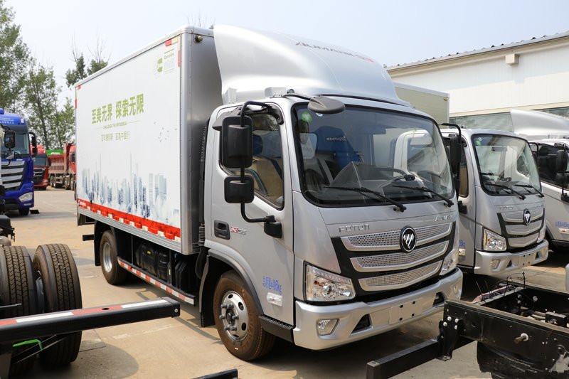 福田 欧马可S3系 156马力 5.8米 国五 排半厢式轻卡载货车(BJ5108XXY-FG)