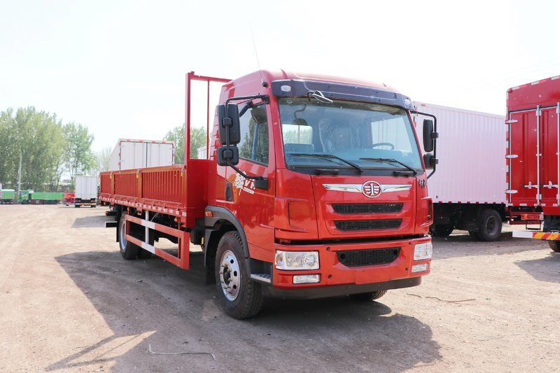 解放 麟VH 220马力 6.75米 国六 排半栏板载货车(CA1168PK15L2E6A80)