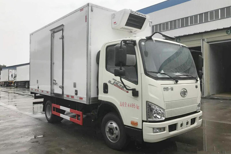 一汽解放 J6F 150马力 4X2 4.13米 国五 冷藏车(CA5041XLCP40K17L1E5A85)