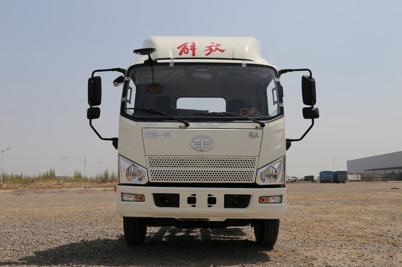 一汽解放 J6F 130马力 4.21米 国五 单排仓栅式轻卡(CA2045CCYP40K2L1T5E5A84)
