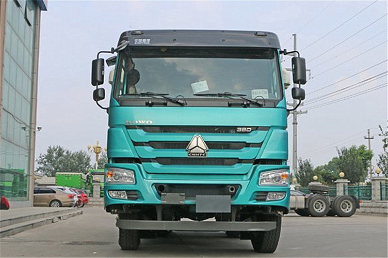 中国重汽 HOWO重卡 440马力 8X4 6.8米 国五 自卸车(华威驰乐牌)(SGZ5310ZLJZZ5W)