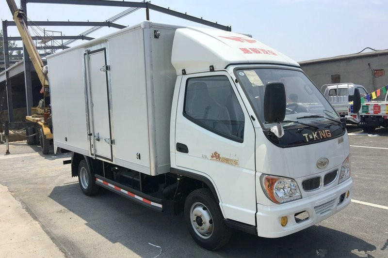 唐骏汽车 小宝马 1.5L 108马力 汽油 3.63米 国五 单排厢式微卡(ZB5030XXYBDC5V)