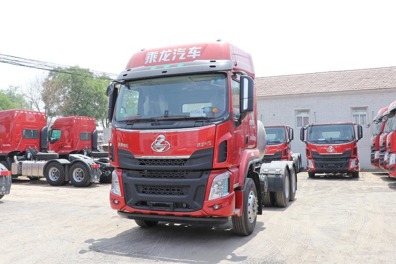 东风柳汽 乘龙H5重卡 400马力 6X4 国六 LNG牵引车(LZ4250H5DM1)