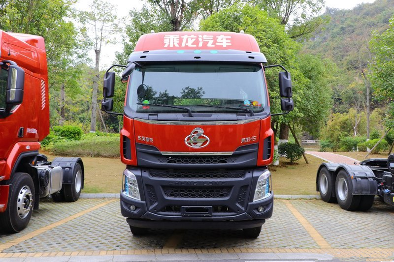 东风柳汽 乘龙H5重卡 430马力 6X4 国五 牵引车(485后桥)(LZ4250H5DB)