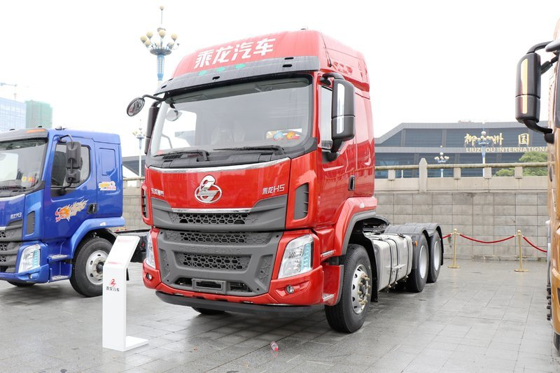 东风柳汽 乘龙H5重卡 375马力 6X4 国五 牵引车(LZ4253H5DB)
