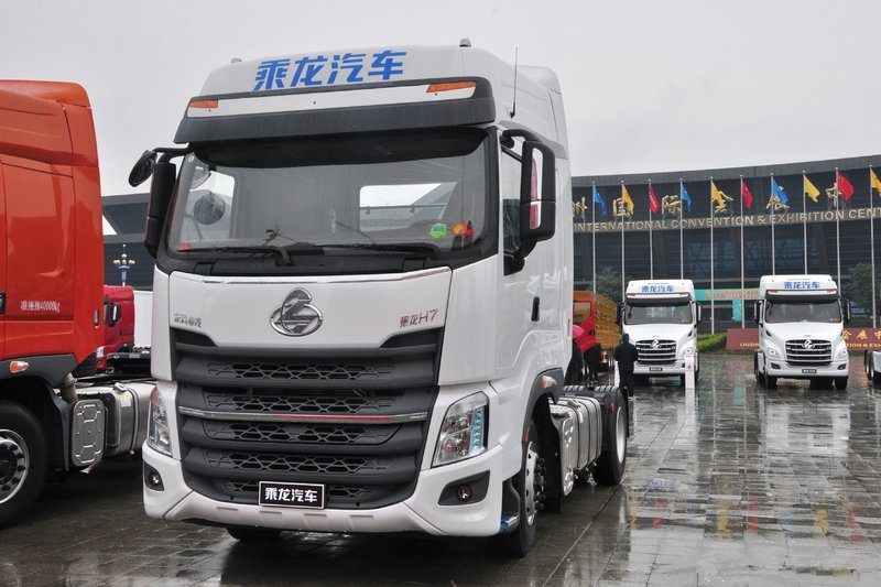 东风柳汽 乘龙H7重卡 460马力 4X2 国五 牵引车(LZ4181H7AB)