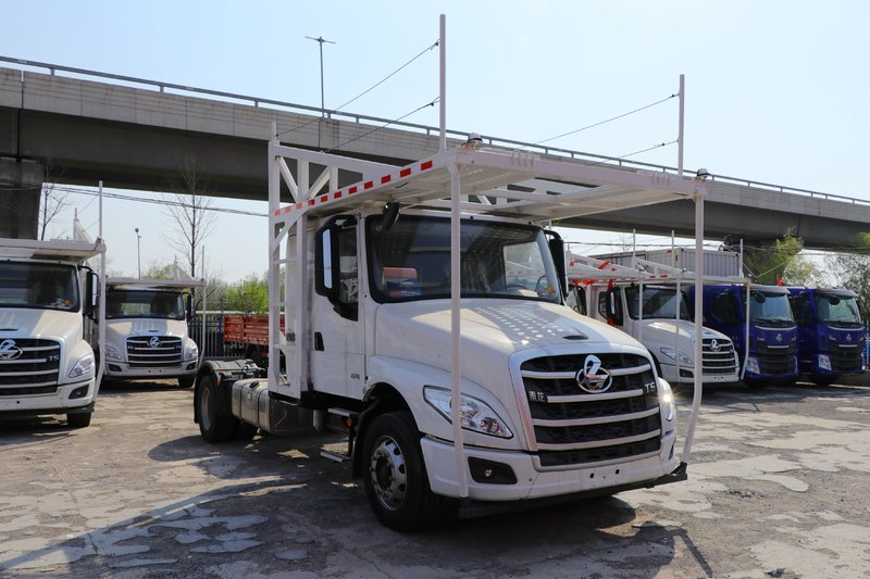 东风柳汽 乘龙T5 270马力 4X2 国五 轿运牵引车(LZ5180TBQG2AB)