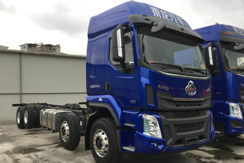东风柳汽 乘龙H5中卡 290马力 8X2 9.6米 国五 仓栅式载货车(LZ5320CCYH7EB)
